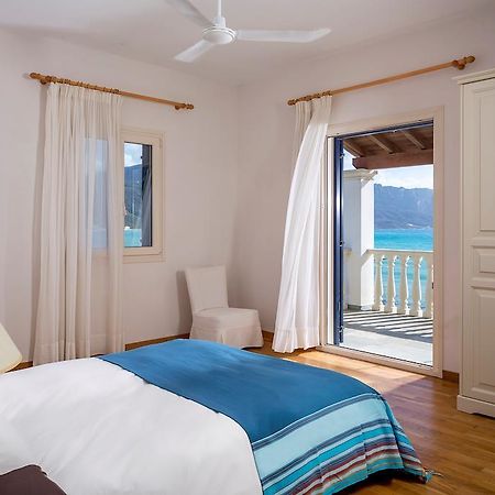 Cosmos Beach House Afión Εξωτερικό φωτογραφία